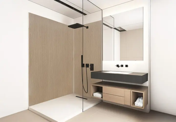 Bagno moderno con doccia a filo pavimento e pannello effetto **colla legno muro**. Lavabo sospeso e mobile contenitore in legno.