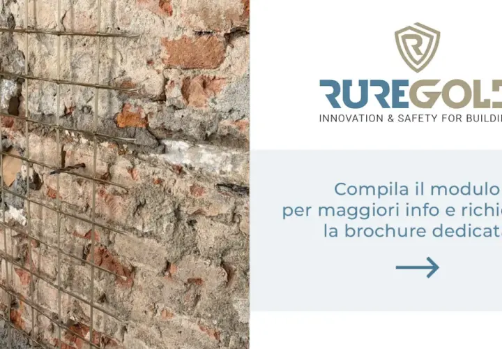 Muro in mattoni con rete metallica, forse per intonaco armato. Svantaggi da valutare prima dell'applicazione. Richiedi brochure.