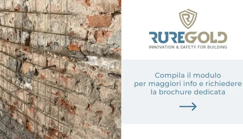 Muro in mattoni con rete metallica, forse per intonaco armato. Svantaggi da valutare prima dell'applicazione. Richiedi brochure.